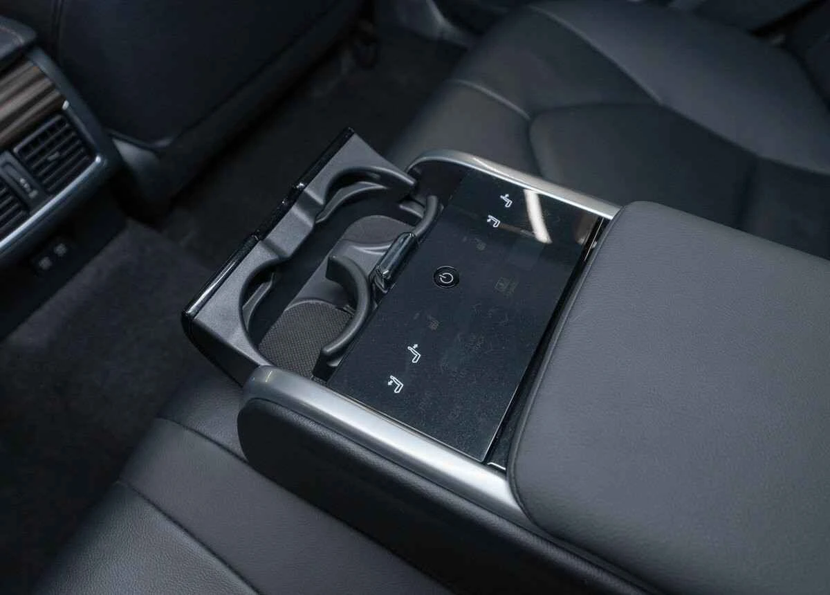 Toyota Camry, 2020