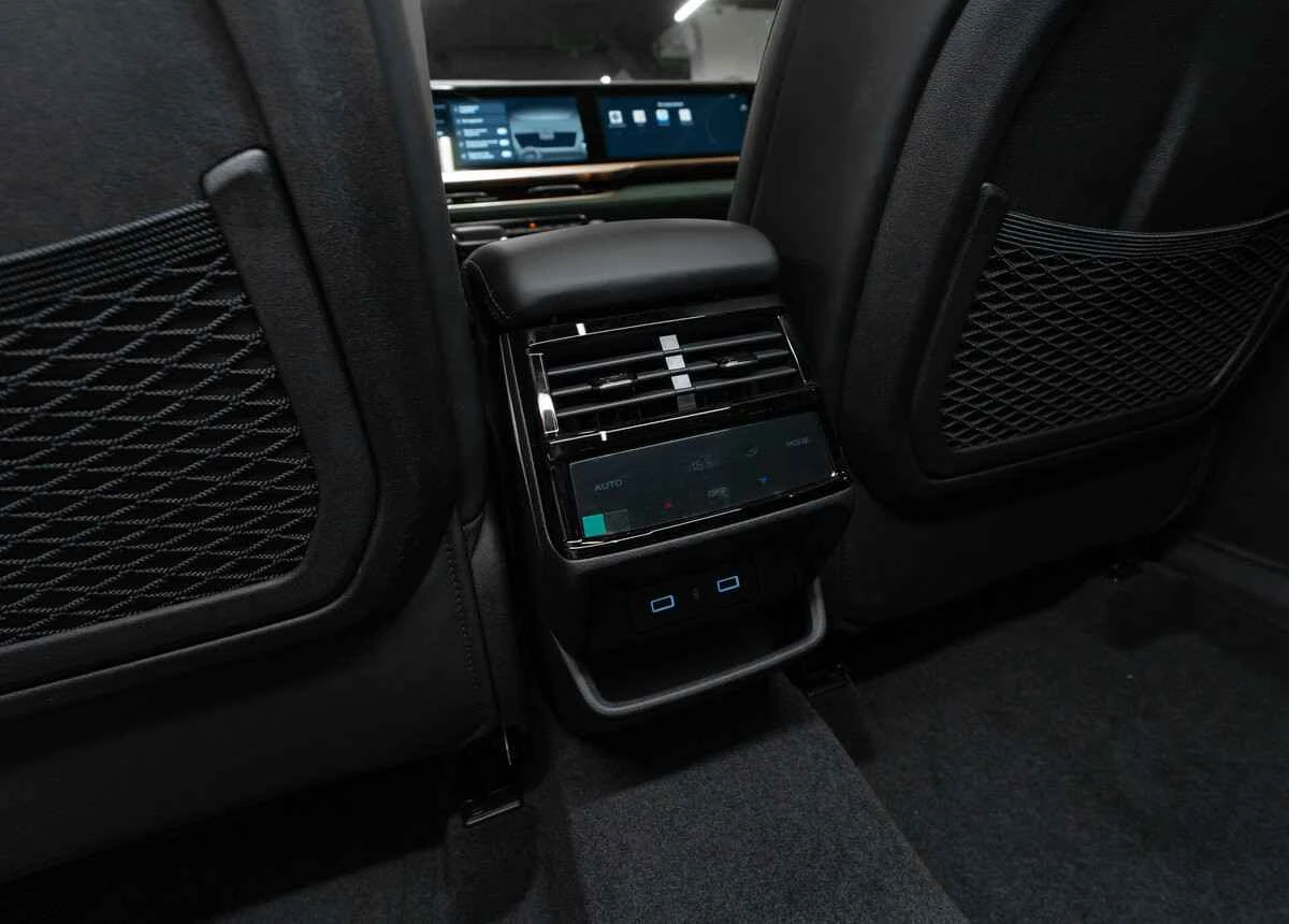Geely Monjaro