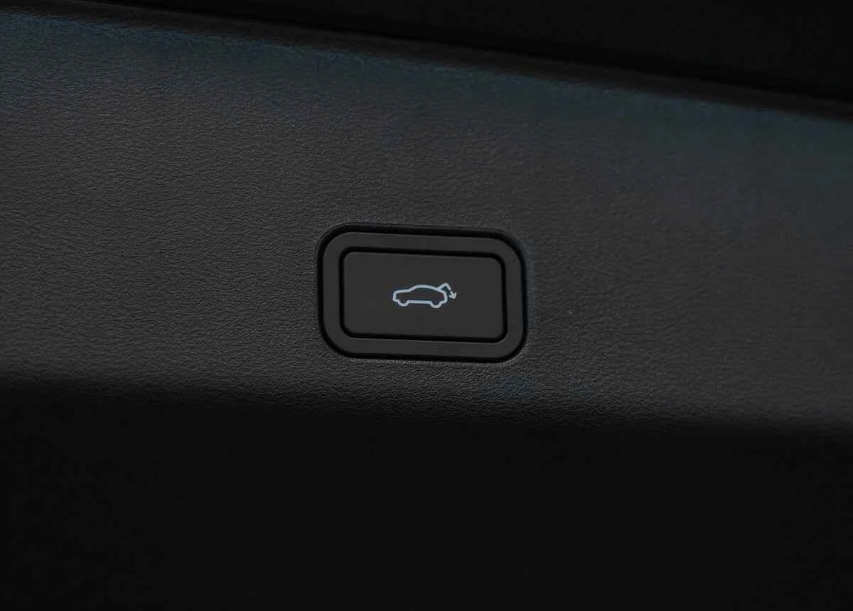 Geely Monjaro (Xingyue L)